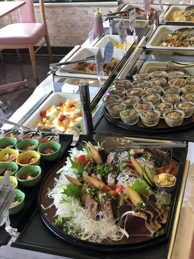 Urayasu Beaufort Hotel Buitenkant foto
