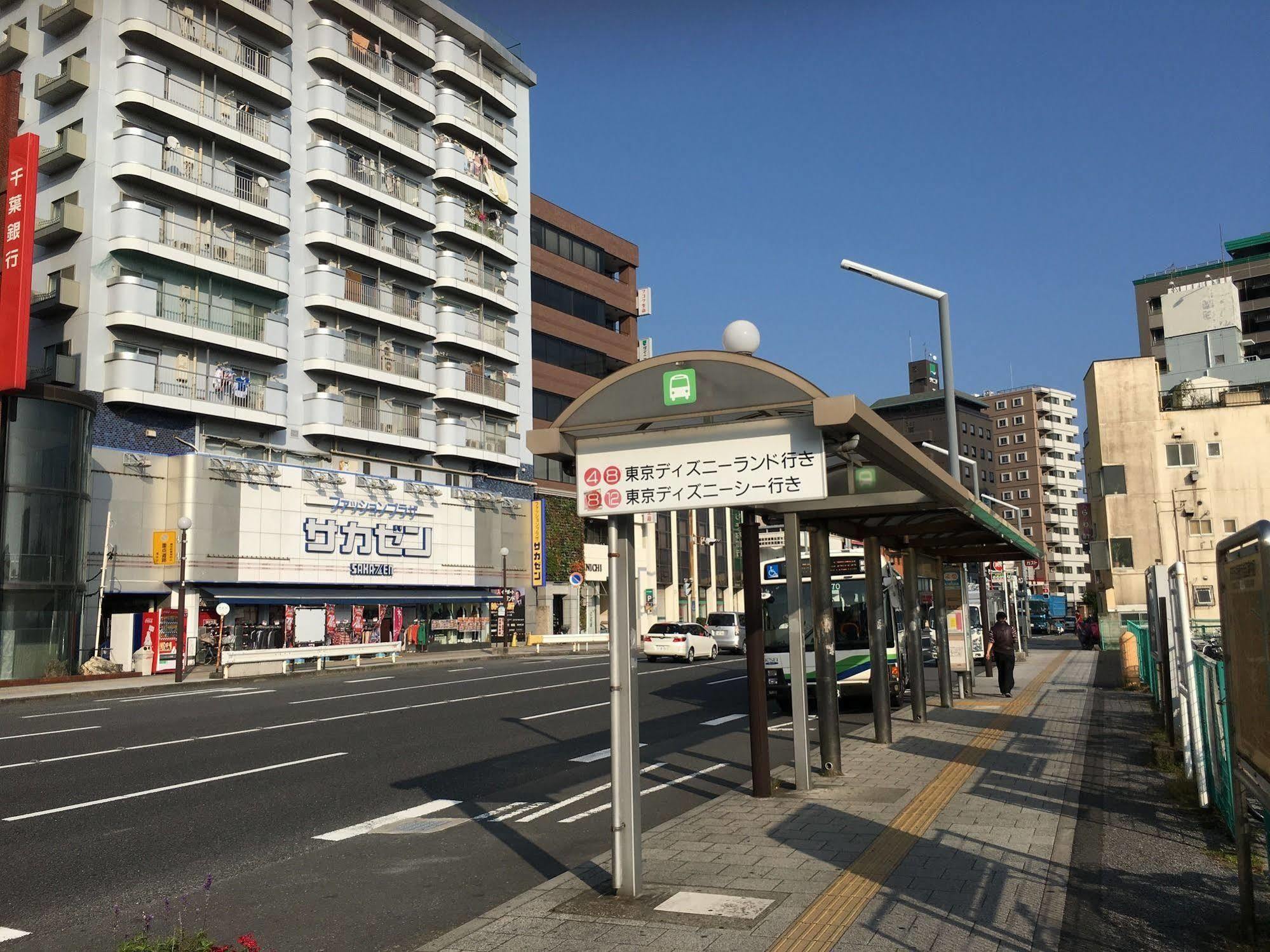 Urayasu Beaufort Hotel Buitenkant foto